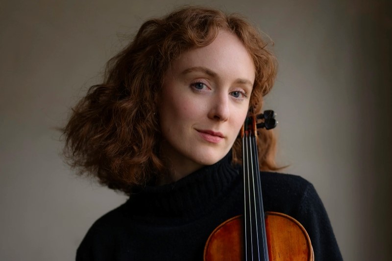 Viola Artist