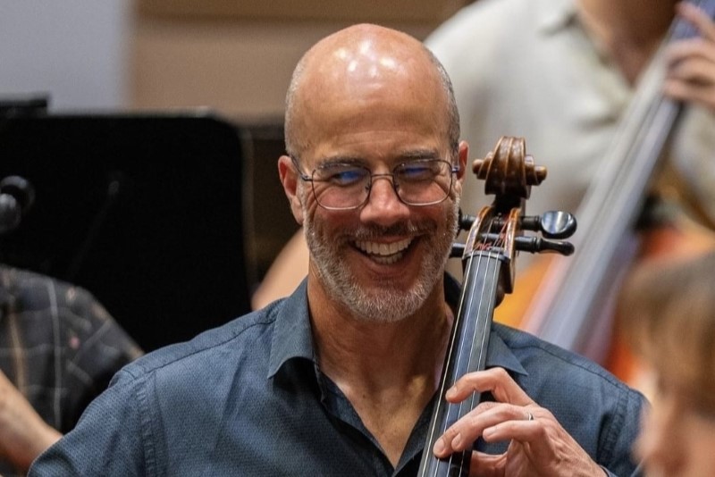 Viola Artist