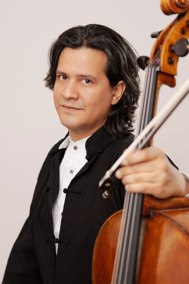 Claudio Bohorquez Larsen Cellist Claudio Bohorquez Larsen Cellist